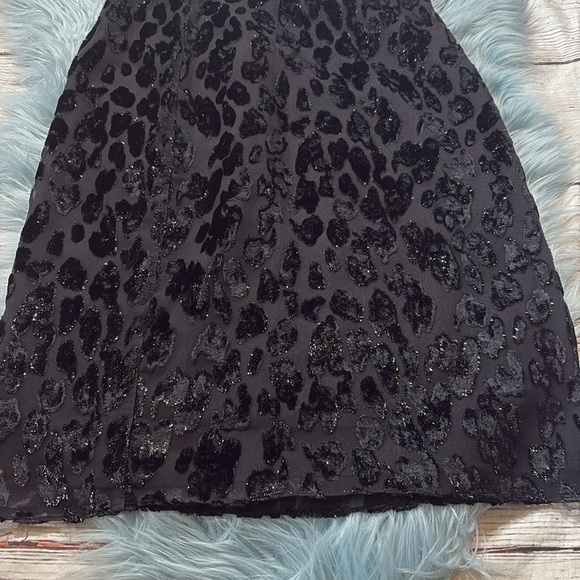 J. Crew Slip Skirt in Burnout Velvet Leopard sz 4 - Picture 7 of 11